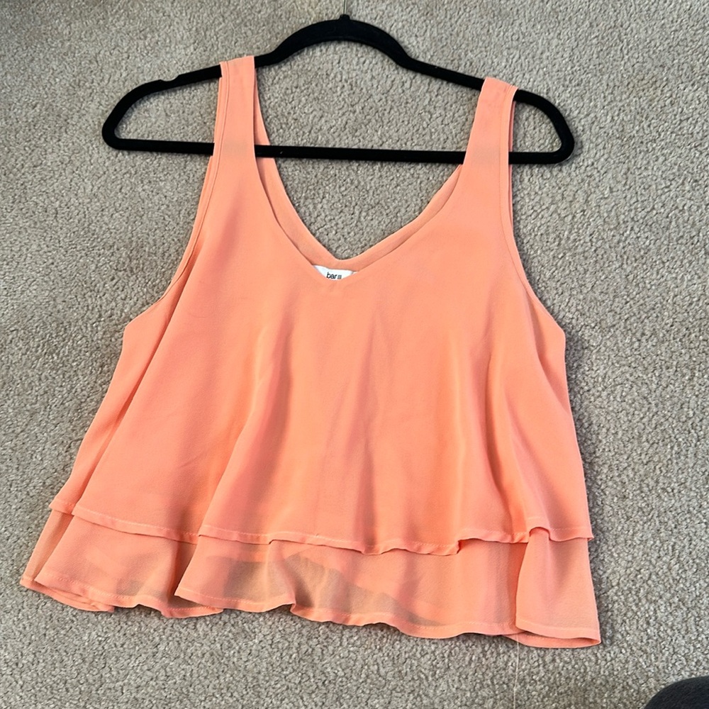 Flows Coral V Neck Crop